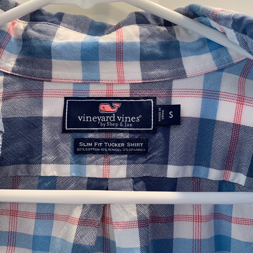 Vineyard Vines Button-down